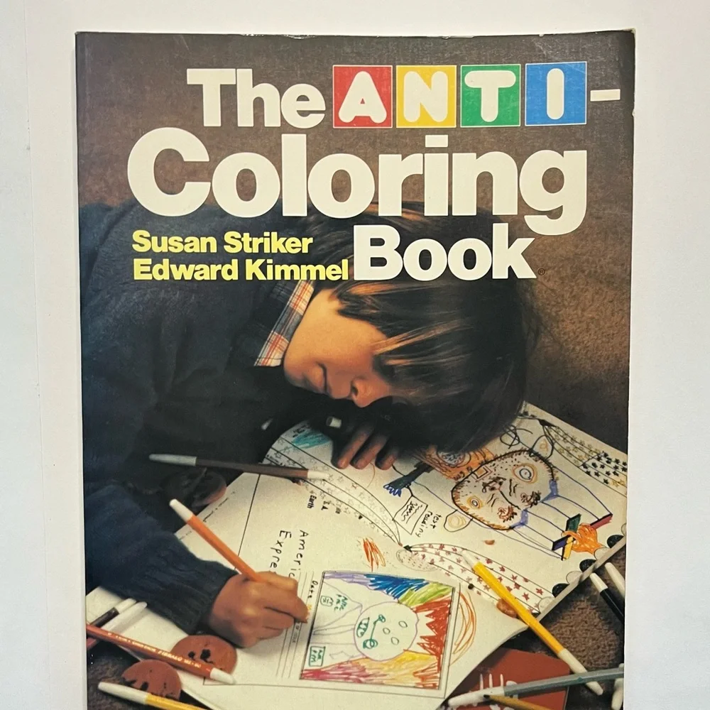 🖍️ Set of 4 creative drawing books. New, never used